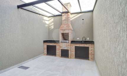 Sobrado com 3 quartos à venda em Jardim Ernestina - SP