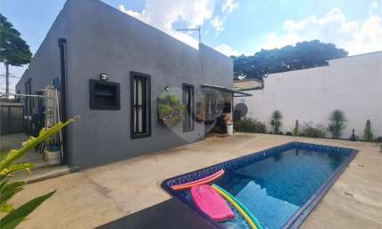 Casa com 3 quartos à venda em Jardim Santa Helena - SP