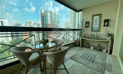 Apartamento com 3 quartos à venda em Campo Belo - SP