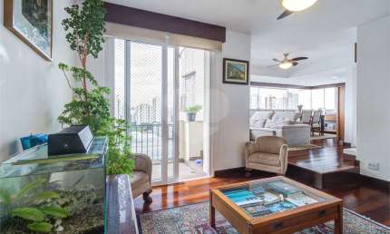 Duplex com 3 quartos à venda ou para locação em Santo Amaro - SP
