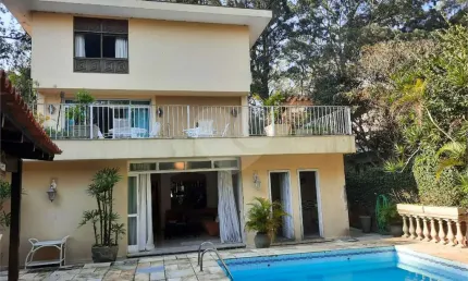 Sobrado com 5 quartos à venda em Jardim Marajoara - SP