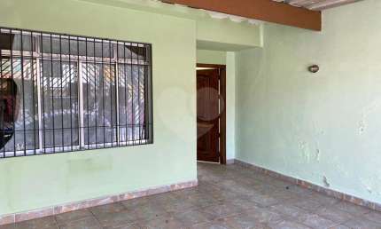 Sobrado com 4 quartos à venda em Vila São Pedro - SP