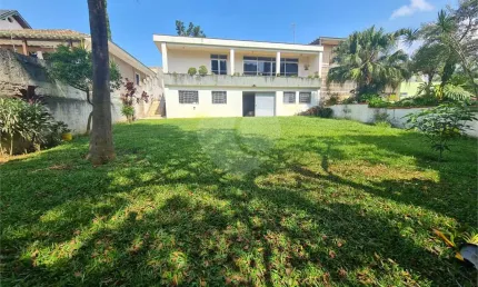 Casa com 4 quartos à venda ou para locação em Interlagos - SP