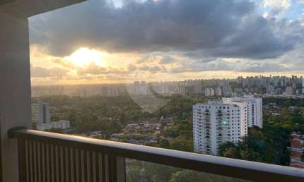 Kitnet / Stúdio à venda na Avenida Vereador José Diniz, Alto da Boa Vista, São Paulo