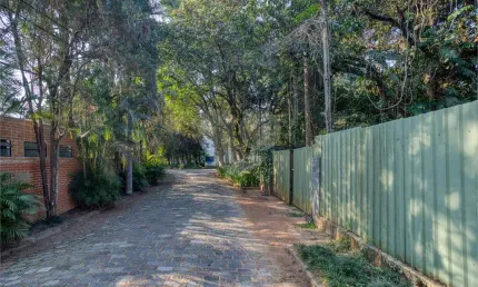 Terreno em condomínio fechado à venda na Rua Visconde de Porto Seguro, Chácara Flora, São Paulo