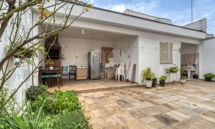 Casa com 4 quartos à venda ou para locação em Santo Amaro - SP