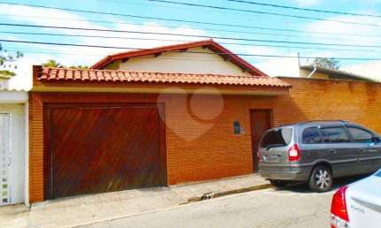 Casa térrea com 3 quartos à venda em Jardim Petrópolis - SP