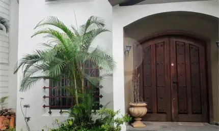Sobrado com 4 quartos à venda em Jardim Cordeiro - SP