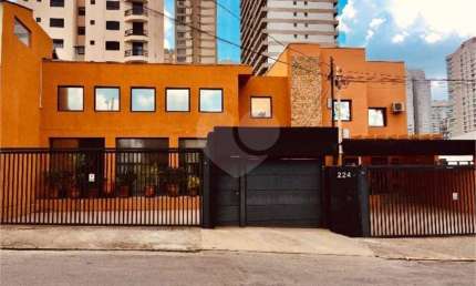 Casa com 7 quartos à venda ou para locação em Santo Amaro - SP