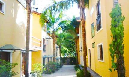 Condomínio com 4 quartos para locação em Santo Amaro - SP