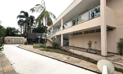 Casa de vila com 4 quartos à venda em Chácara Monte Alegre - SP