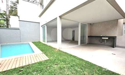 Condomínio com 4 quartos à venda em Jardim Dos Estados - SP