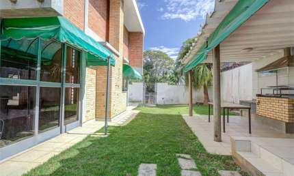 Casa com 3 quartos à venda em Jardim Santa Helena - SP