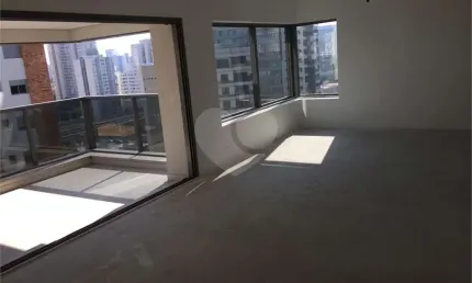 Apartamento com 3 quartos à venda em Campo Belo - SP