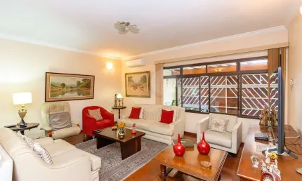 Casa com 3 quartos à venda na Rua Santa Zoé, Alto da Boa Vista, São Paulo