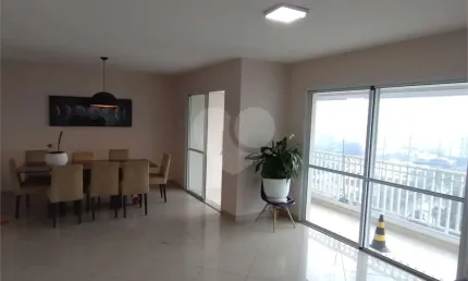 Apartamento com 3 quartos à venda em Jardim Taquaral - SP