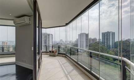 Apartamento com 5 quartos à venda ou para locação em Santo Amaro - SP