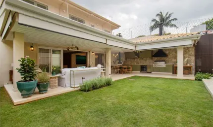 Sobrado com 5 quartos à venda em Jardim Dos Estados - SP