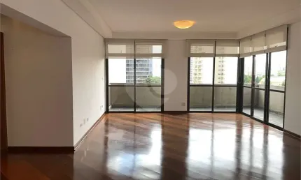 Apartamento com 4 quartos à venda ou para locação em Santo Amaro - SP