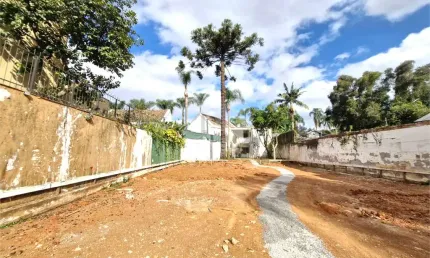 Terreno à venda na Rua Senador Vergueiro, Alto da Boa Vista, São Paulo