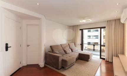 Apartamento com 3 quartos à venda ou para locação em Vila Nova Conceição - SP