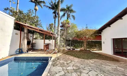 Casa térrea com 4 quartos para locação em jardim santo amaro - sp