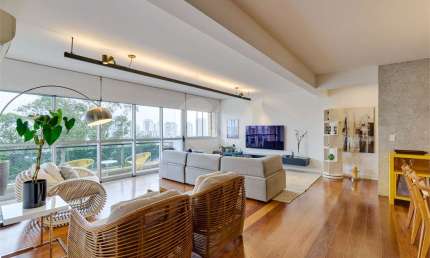 Apartamento com 3 quartos à venda ou para locação em Santo Amaro - SP