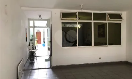 Sobrado com 3 quartos para locação em Brooklin Paulista - SP