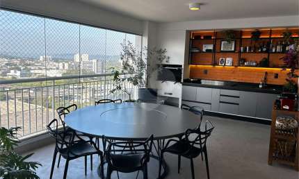 Apartamento com 4 quartos para locação em Santo Amaro - SP