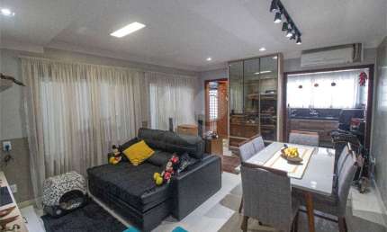 Casa com 3 quartos para locação em Várzea De Baixo - SP