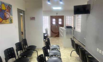 Sobrado com 9 quartos para locação em Santo Amaro - SP