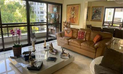 Apartamento com 4 quartos à venda em Vila Suzana - SP