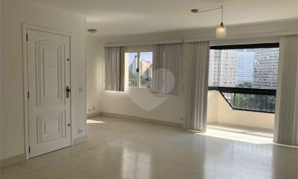Apartamento com 3 quartos para locação em Vila Uberabinha - SP