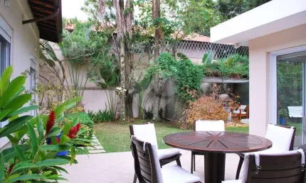 Casa com 4 quartos à venda em Jardim Petrópolis - SP