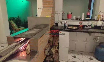 Casa com 6 dormitórios à venda, 250 m² por R$ 745.000,00 - Conjunto Residencial Galo Branco - São José dos Campos/SP