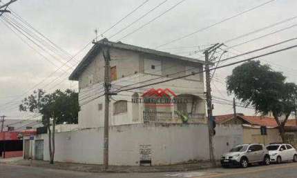 Casa com 4 dormitórios à venda, 270 m² por R$ 795.000,00 - Jardim América - São José dos Campos/SP