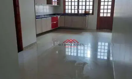Casa com 3 dormitórios à venda, 240 m² por R$ 700.000,00 - Santana - São José dos Campos/SP