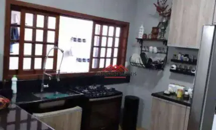 Sobrado com 5 dormitórios à venda, 220 m² por R$ 685.000,00 - Jardim Pararangaba - São José dos Campos/SP