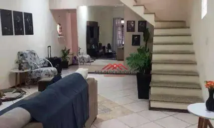 Casa com 3 dormitórios à venda, 184 m² por R$ 900.000,00 - Jardim Sul - São José dos Campos/SP