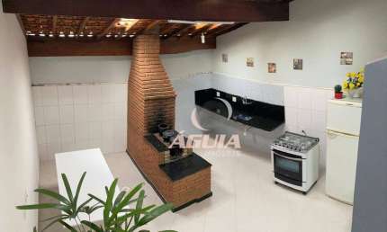 Sobrado com 3 dormitórios à venda, 215 m² por R$ 1.100.000,00 - Parque Jaçatuba - Santo André/SP