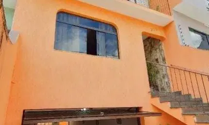 Sobrado com 3 dormitórios à venda, 221 m² por R$ 850.000,00 - Parque Jaçatuba - Santo André/SP