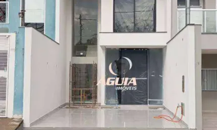 Sobrado com 3 dormitórios à venda, 147 m² por R$ 1.099.000,00 - Parque São Vicente - Mauá/SP
