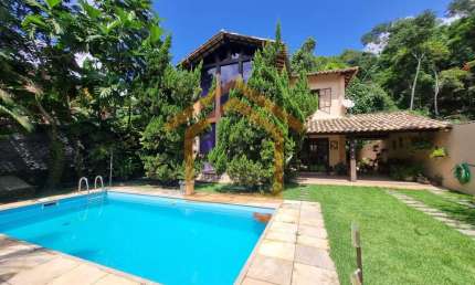 Casa para Venda em Niterói, Sapê, 3 dormitórios, 2 suítes, 4 banheiros, 4 vagas