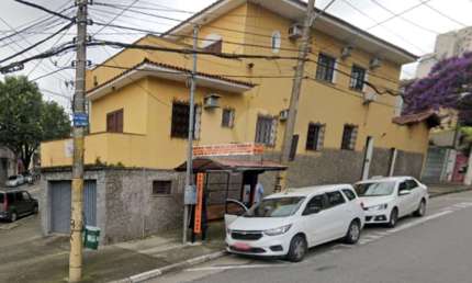 Sobrado com 7 quartos para locação em Perdizes - SP