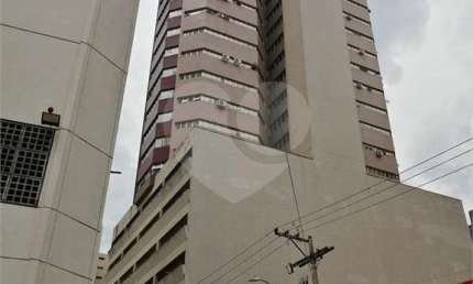 Sala comercial para alugar na Rua Barão de Jaguara, Cambuí, Campinas