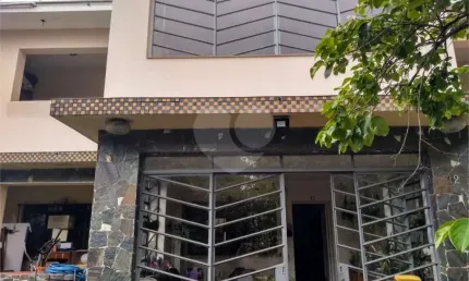 Casa com 4 quartos à venda na Rua Juruaba, Parque Bristol, São Paulo