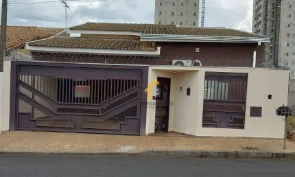 Casa com 3 dormitórios à venda, 173 m² por R$ 550.000,00 - Parque Juriti - São José do Rio Preto/SP
