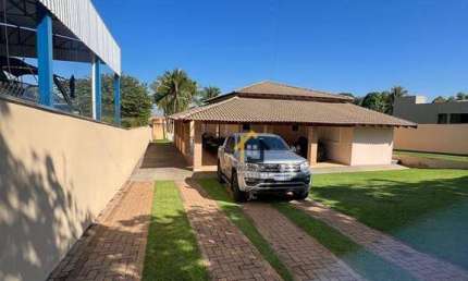 Rancho com 4 dormitórios à venda, 360 m² por R$ 1.500.000 - Condomínio Lago e Sol - Fronteira/MG