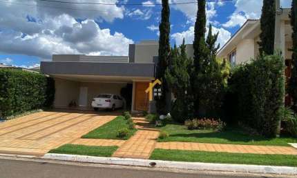 Casa com 3 dormitórios à venda, 250 m² por R$ 1.530.000,00 - Golden Park - São José do Rio Preto/SP