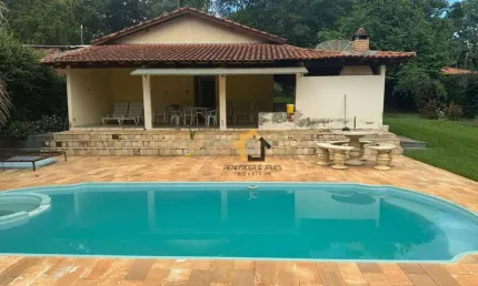 Rancho com 4 dormitórios à venda, 280 m² por R$ 650.000 - Sobradinho - Adolfo/SP
